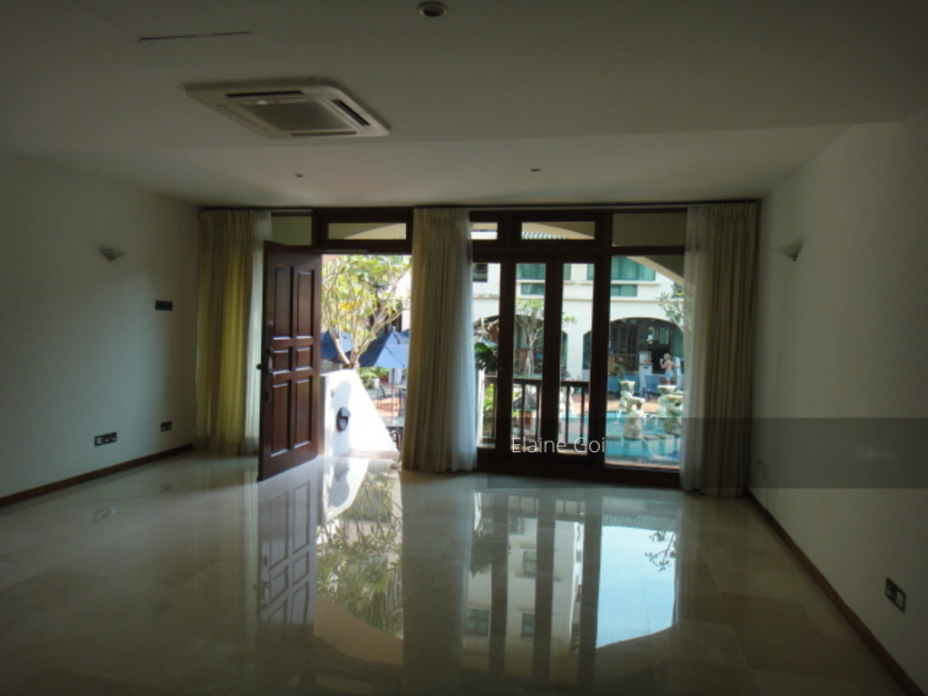 Holland Road (D10), Condominium #125469532
